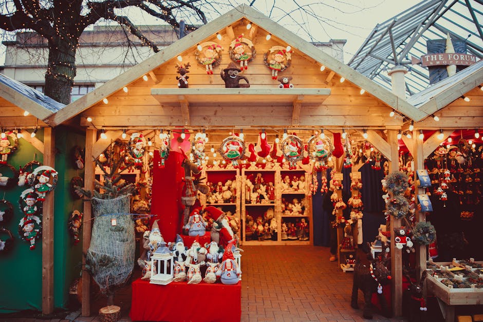 How to Store Holiday Decorations Neatly